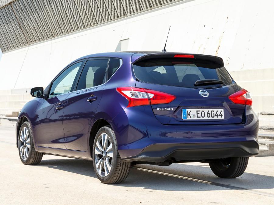  Nissan Pulsar 2015 года  (фото 15 из 33)